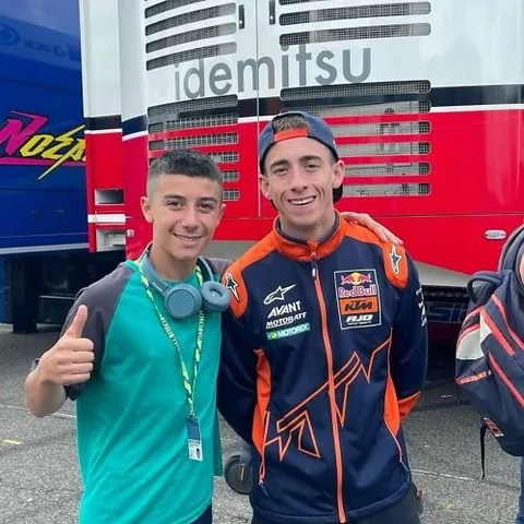 Matteo Masili, pilota Moto3 numero 46 — foto di gara