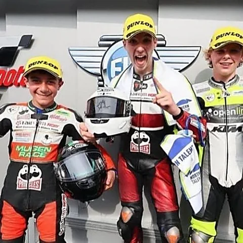 Matteo Masili, pilota Moto3 numero 46 — foto di gara