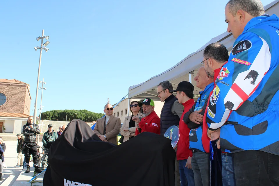 Matteo Masili, pilota Moto3 numero 46 — foto di gara